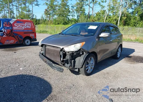 2011 Hyundai Tucson Limited from USA, damaged, VIN KM8JU3AC0BU197293